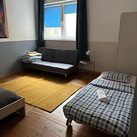 Nieziemski Downtown Private Guest house *